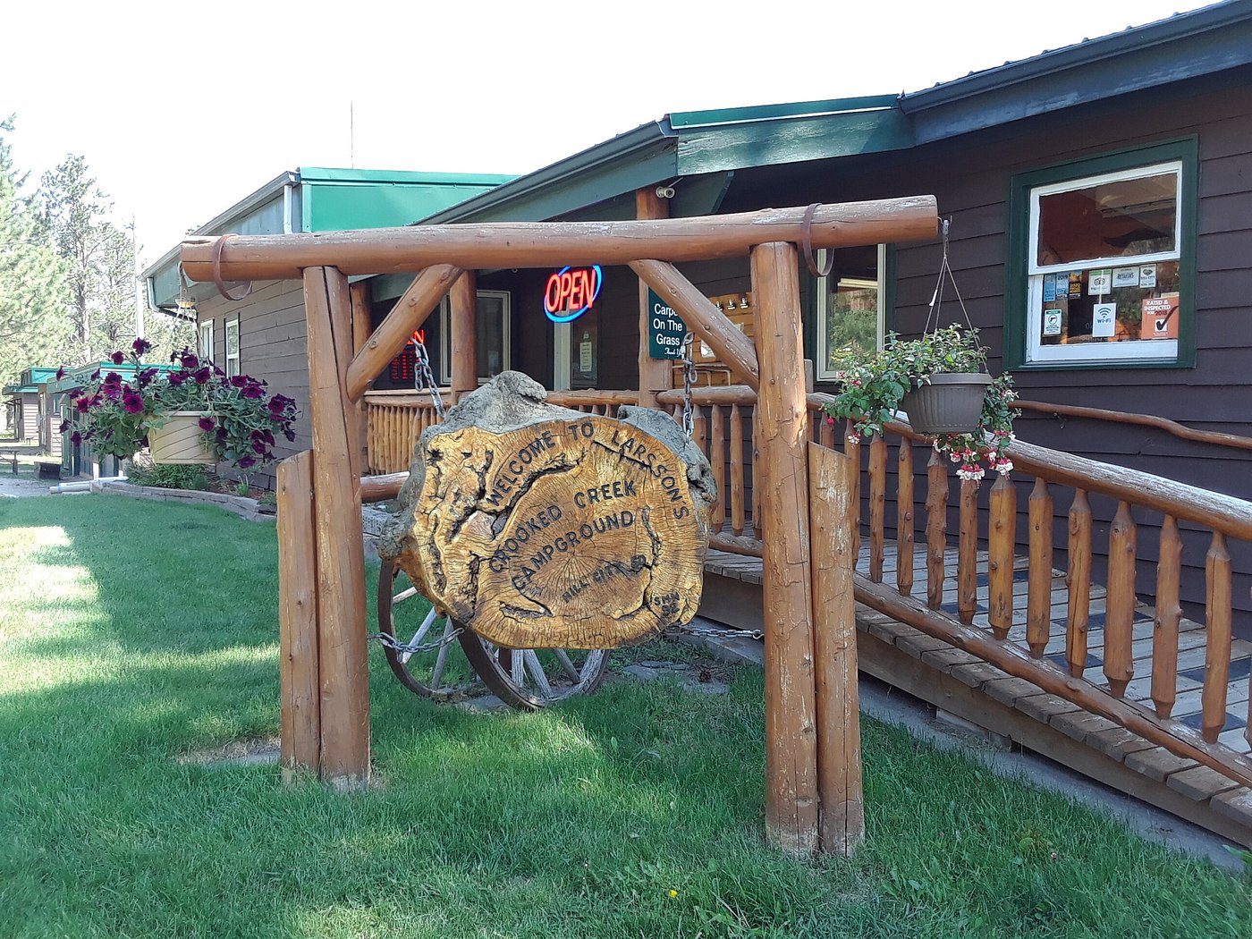 office at Larsson’s Crooked Creek