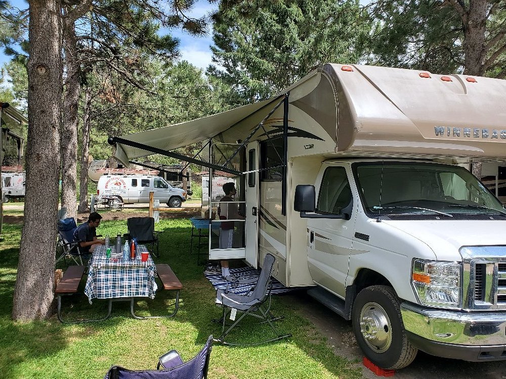 Camper at Larsson’s Crooked Creek